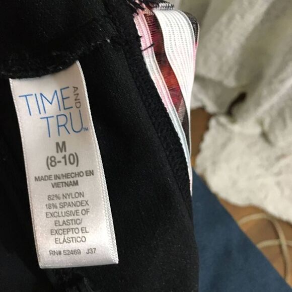 Time & Tru Black/Floral Ond Piece Swimsuit Size M (8-10) - Picture 5 of 5